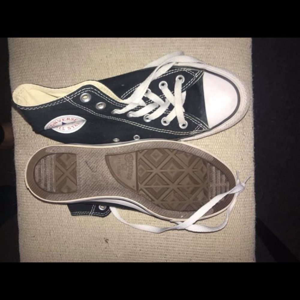 Black high top converse